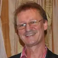 Лазарев Лев